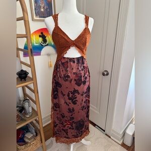 Brown Lace Cutout Dress Size M